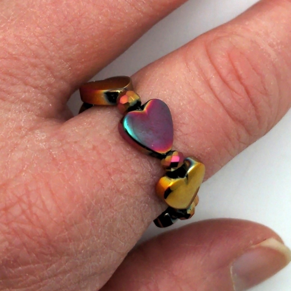 381MIDALANE Heart-Shaped Multicolor Ring